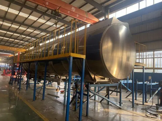fuel tanker trailer