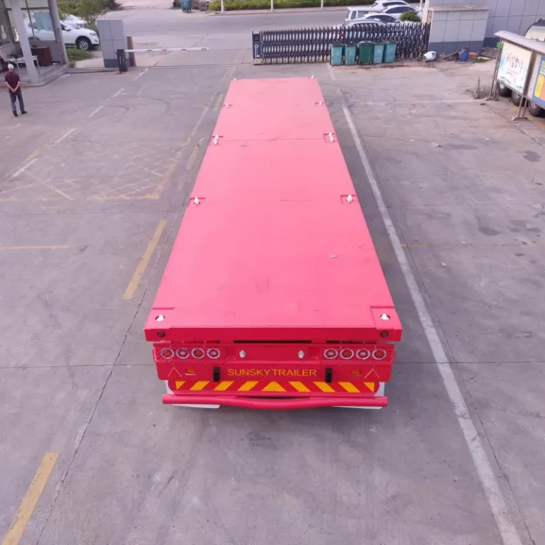 Tri-axle Flatbed Trailer