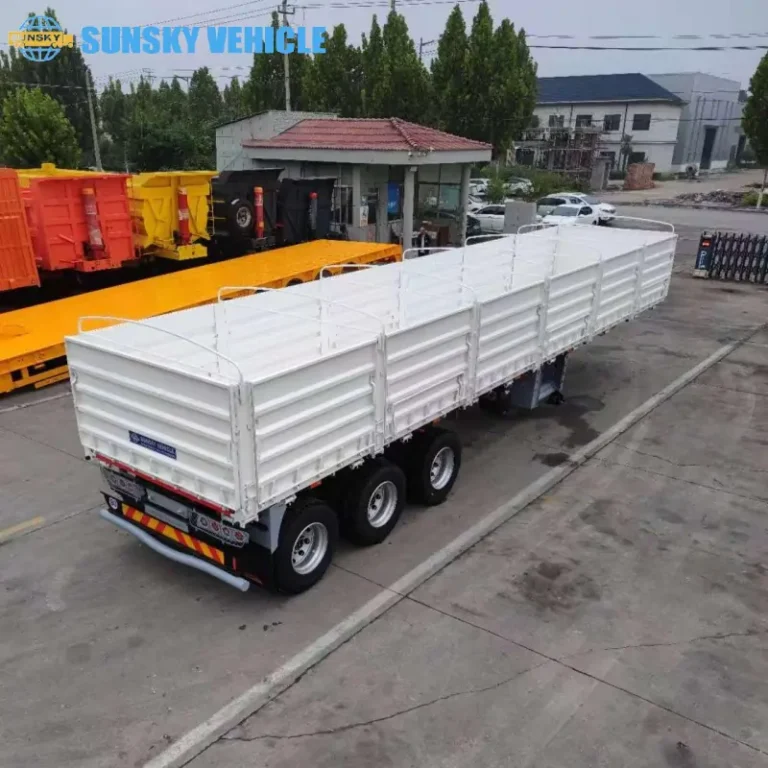 trailer-with-side-opening