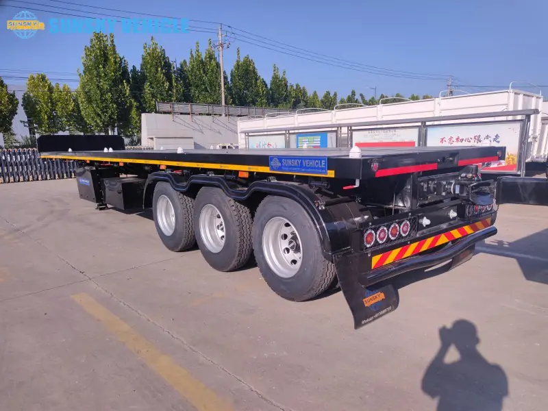 Flat-Deck-Trailer