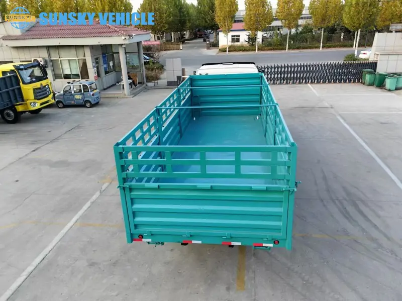 HOWO 400HP 6×4 CARGO TRUCK box